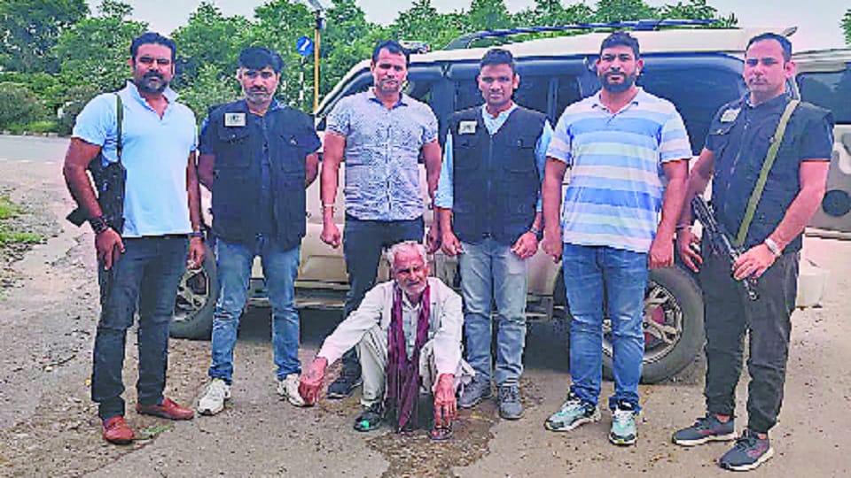 gurugram police arrested omprakash alias pasa absconding for 30 years in a murder and other cases