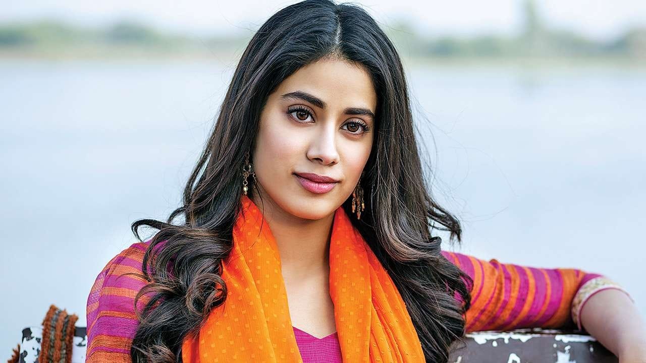 Good Luck Jerry actress Janhvi Kapoor opened up on her privilege says I try hard to entertain people