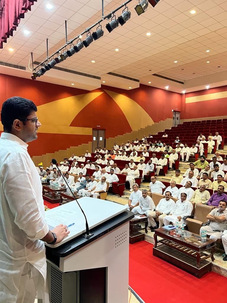 JJP brainstorms over panchayat elections in the presence of deputy CM