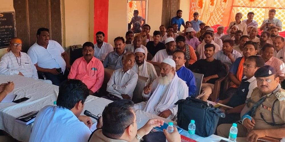 Hathras: Breaking of tube light will be banned while taking out Tazia