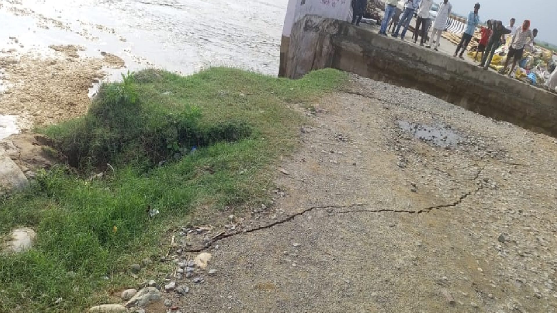 Slow progress of work on Bhimkund Ganga bridge in Meerut see photos