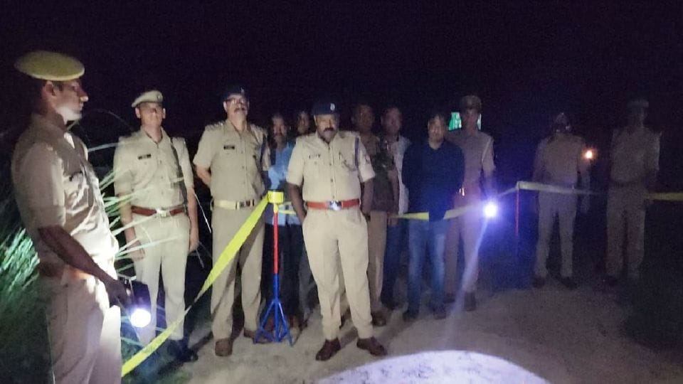 Police arrested two miscreants of robbery in kasganj