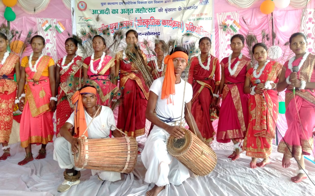 Soni's team topped in folk dance