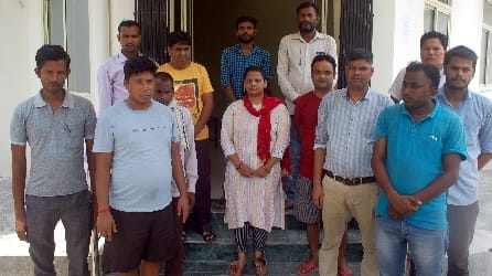Employee created ruckus in residential colony, broke vehicles