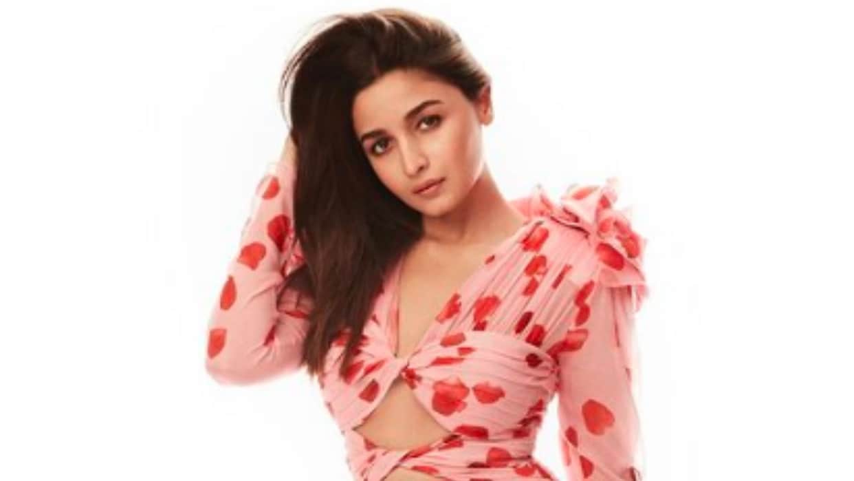 Alia Bhatt Scores Her Biggest Ever With Brahmastra actress Registers A Hat Trick Of Successes In 2022