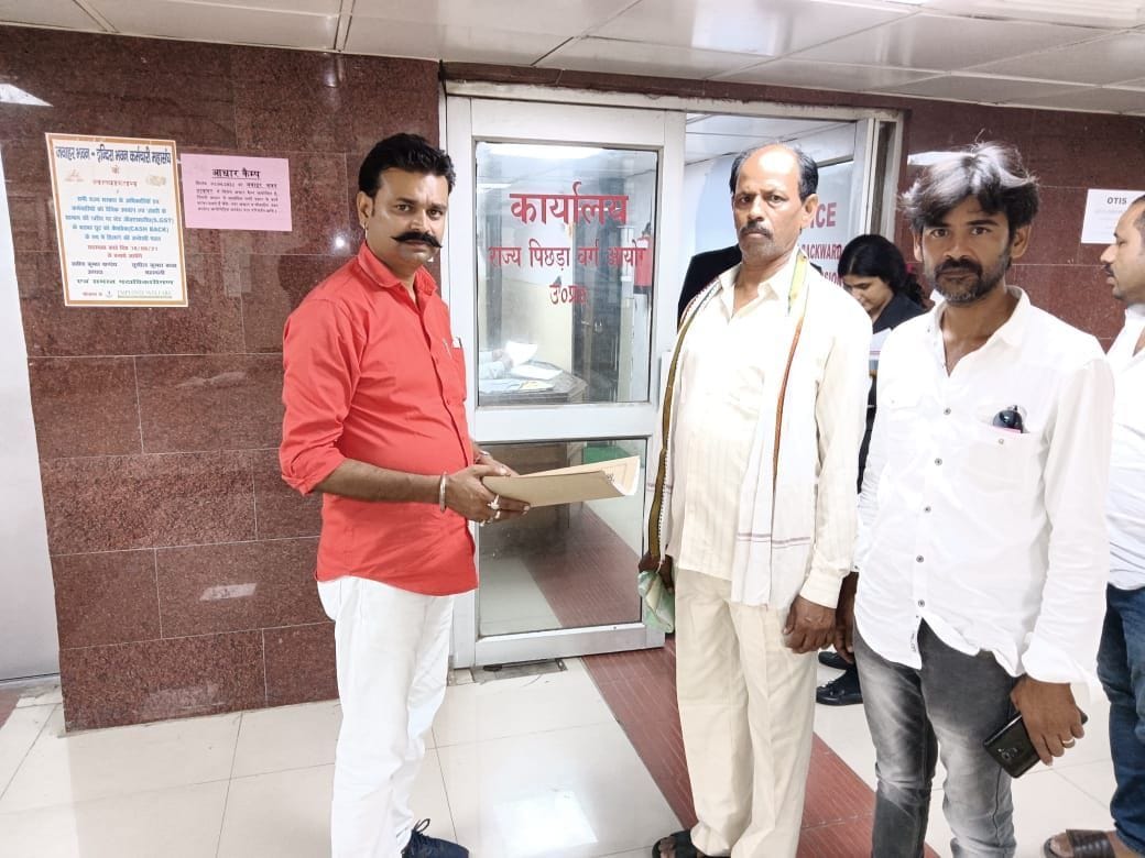 kanpur dehat: Victims of Behmai incident pleaded for justice to the officers of Minorities and Backward Classes Commission