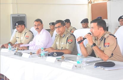 CM Yogi Adityanath Visit Azamgarh Gave Gift Of 143 Crores Heavy Security Arrangements News
