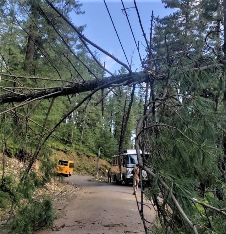 deha chambi road block due to cutting