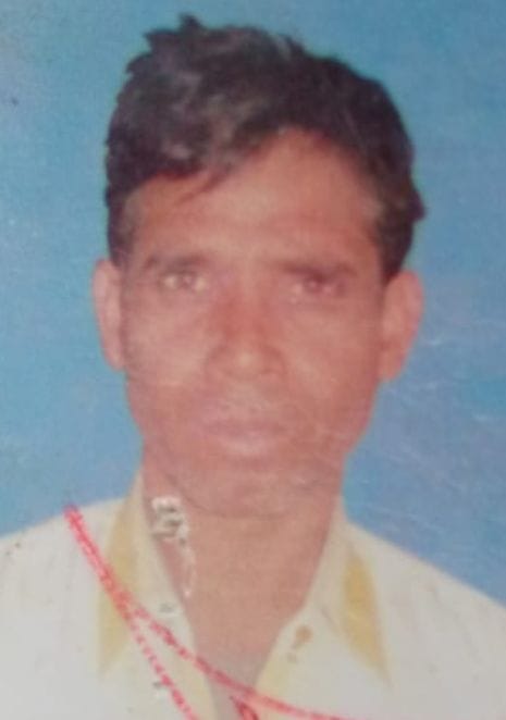 Hardoi, A young man going on foot was trampled by a dumper, died, was going home with medicine from the medical store