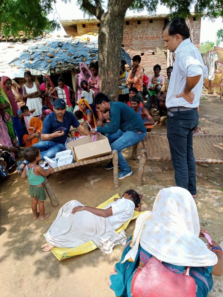 Chitrakoot: Team of doctors reached Chheriha Khurd, two more diarrhea victims were found, door-to-door medicines were given to patients