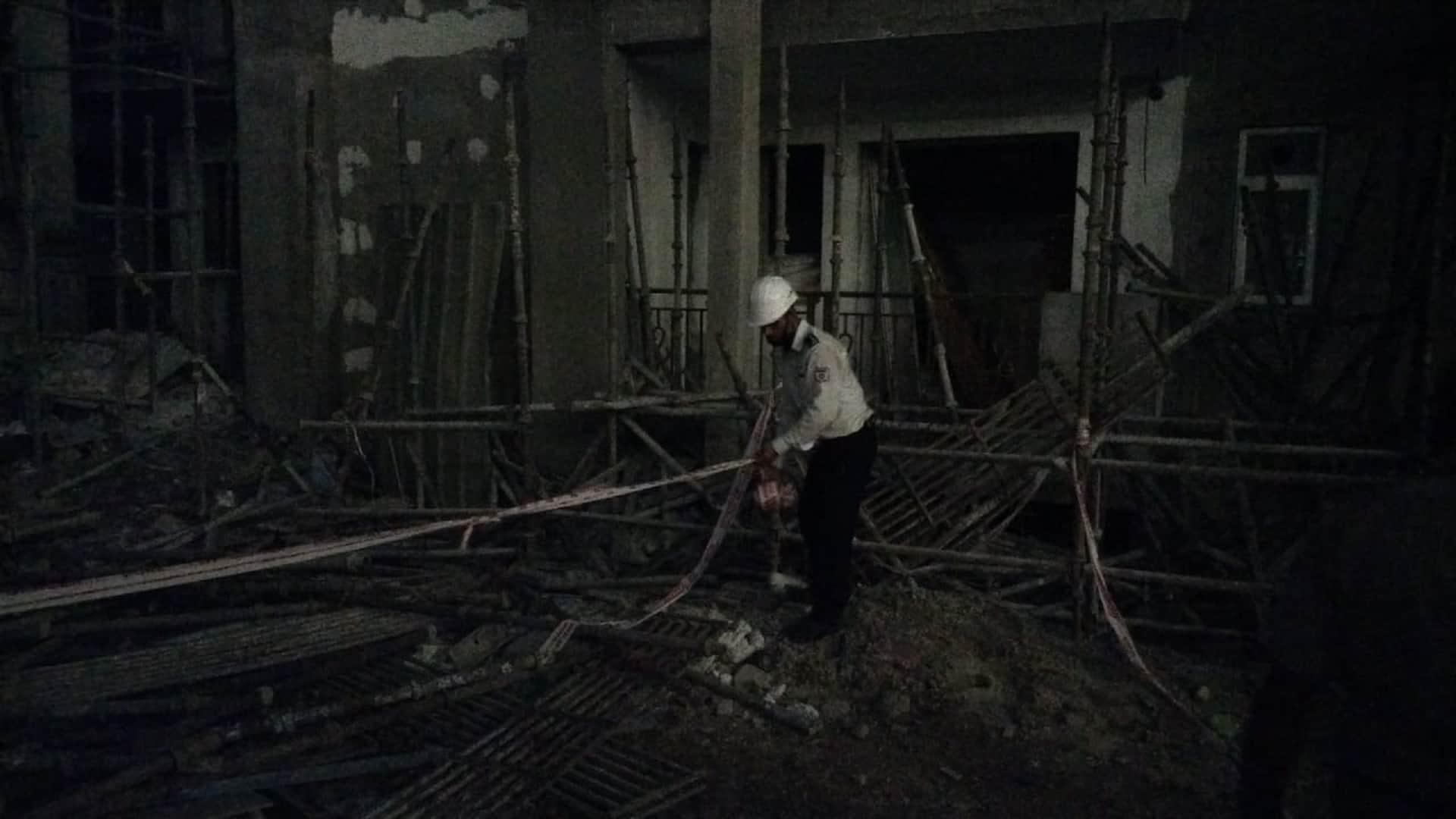 Five laborers fell from the 17th floor in Palm Hills Society of Gurugram, four worker died