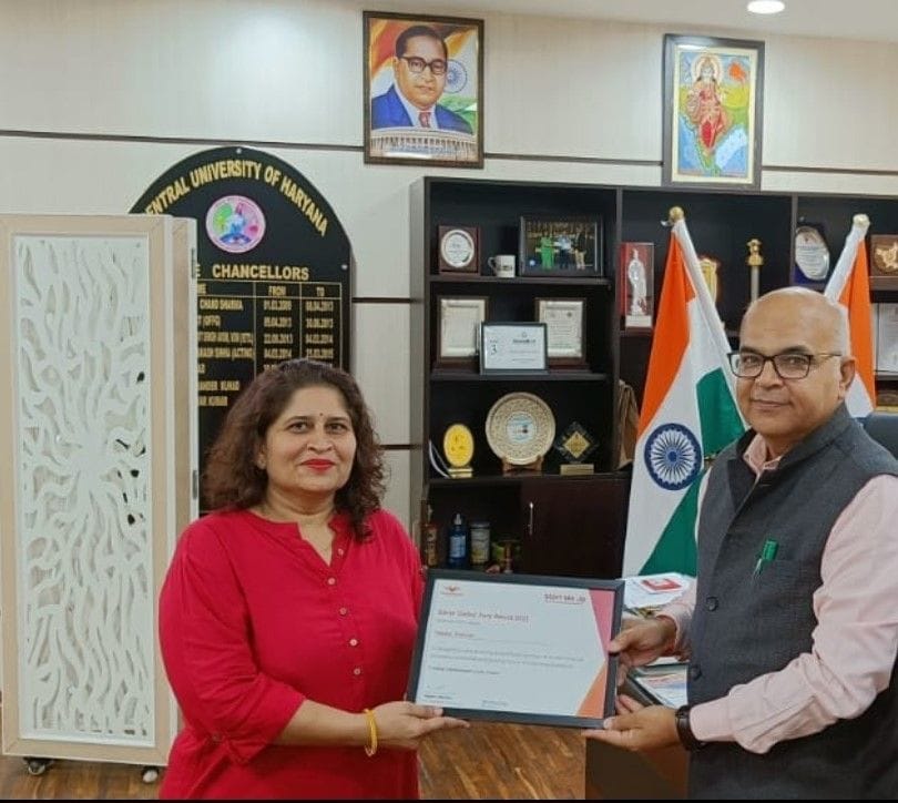 Dr. Sunita Tanwar receives Silver Global Jury Award