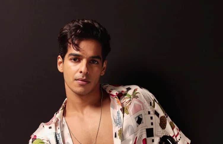 Alia Bhatt Katrina Kaif Priyanka Chopra Starrer Jee le Zaraa Ishaan Khatter join the team as per reports