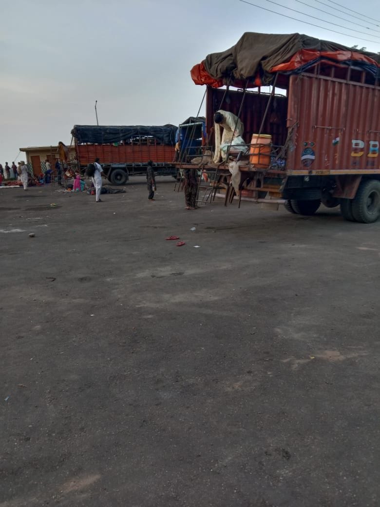 Devotees from outside states coming in trucks to Baba Balaknath temple