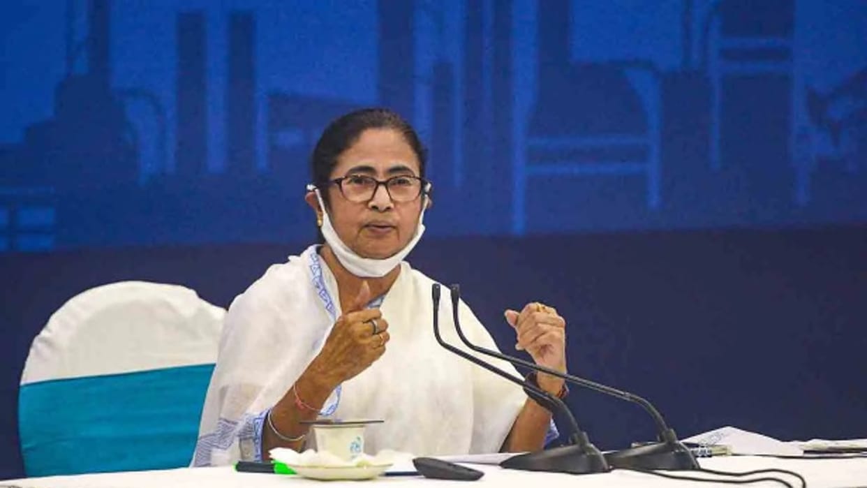 WB Chief Minister Mamata Banerjee criticised central government's move to discontinue scholarships for student