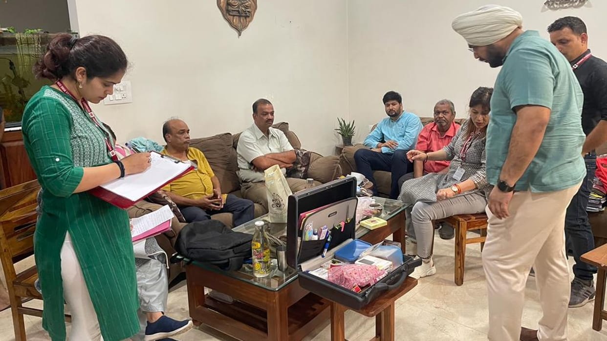 EOW raids the house of Assistant Engineer of Jabalpur Municipal Corporation, investigation continues