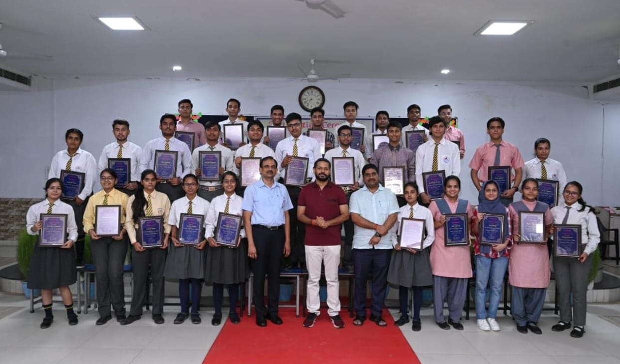 CBSE 12th and 10th toppers honored