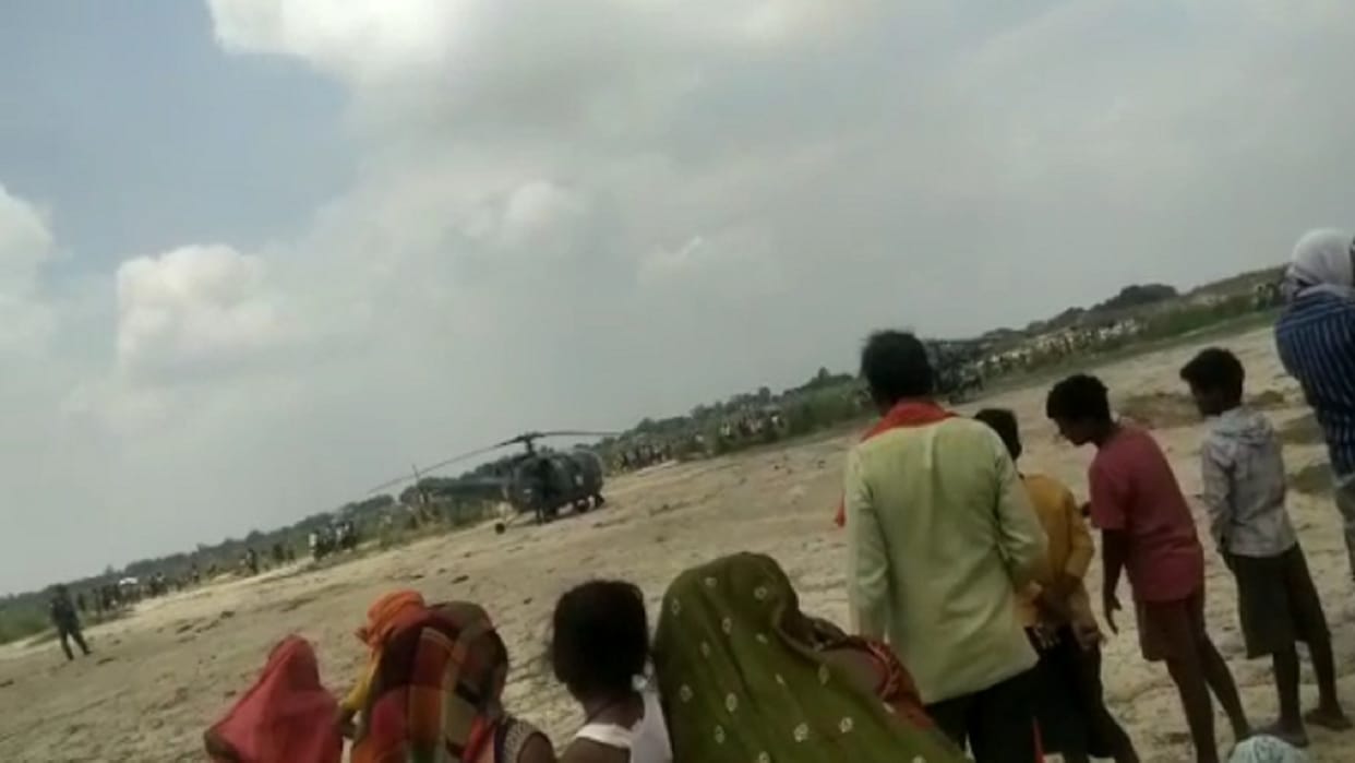Emergency landing of army helicopter creates