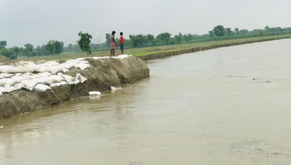 Slight decrease in water level, 28 villages surrounded by water