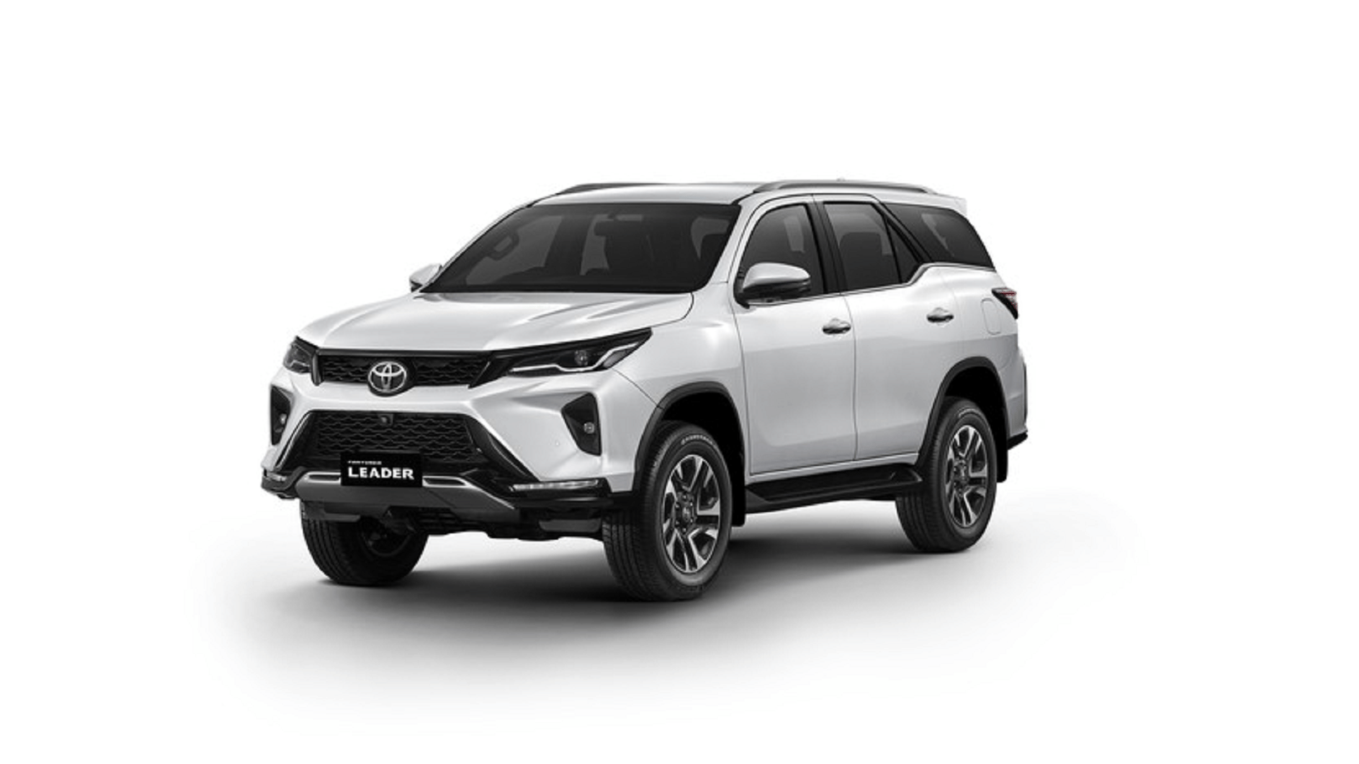 Toyota Fortuner Leader SUV launched in Thailand Check Prices Features Specifications News in Hindi