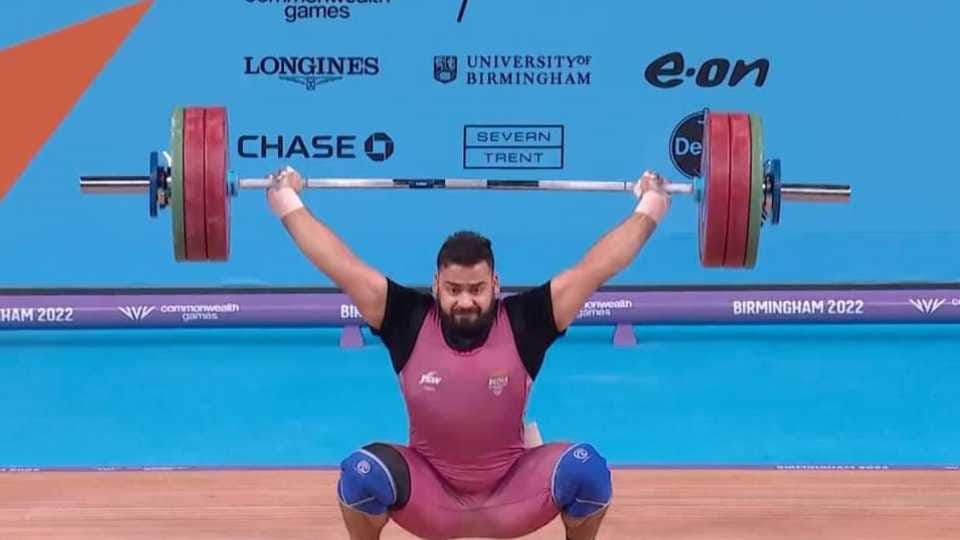 Vikas Thakur wins weightlifting silver at Commonwealth Games