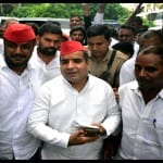 Prayagraj News :  प्रयागराज पहुंचे सपा नेता धर्मेंद्र यादव।
