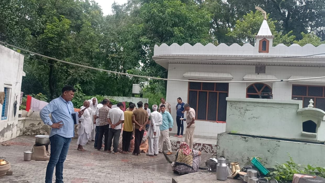 Robbery by taking Sadhvi hostage in Yog Ashram hut in Kaithal of Haryana