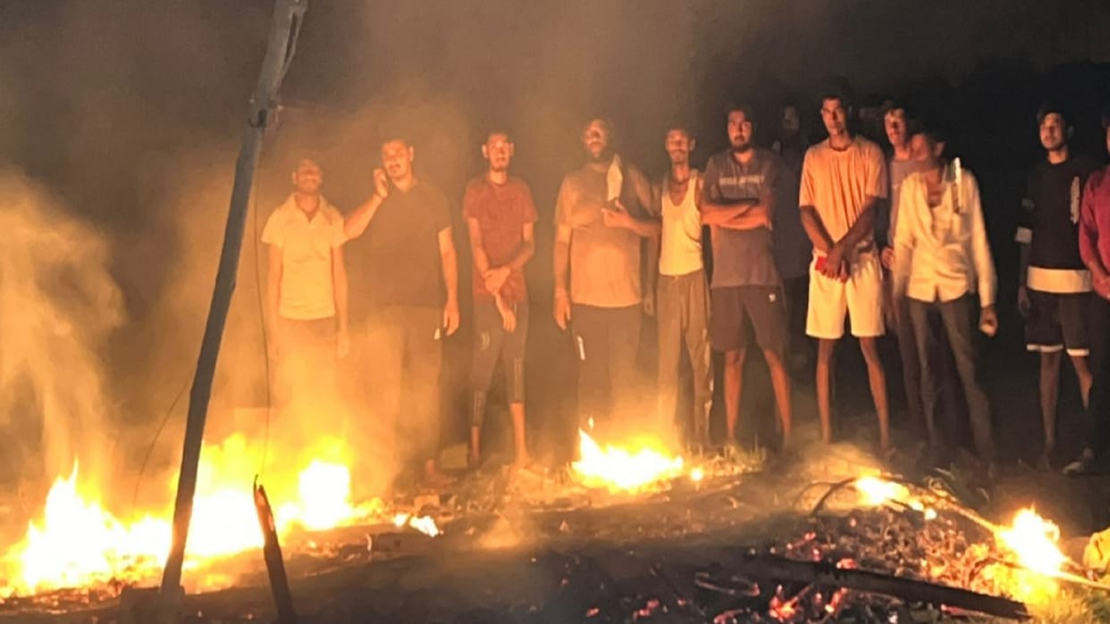Meerut News : Farmers' protest site burnt to ashes in meerut