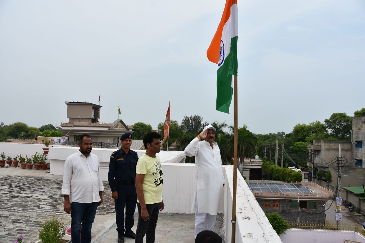Tiranga flags are being made in jails of the state: Power Minister