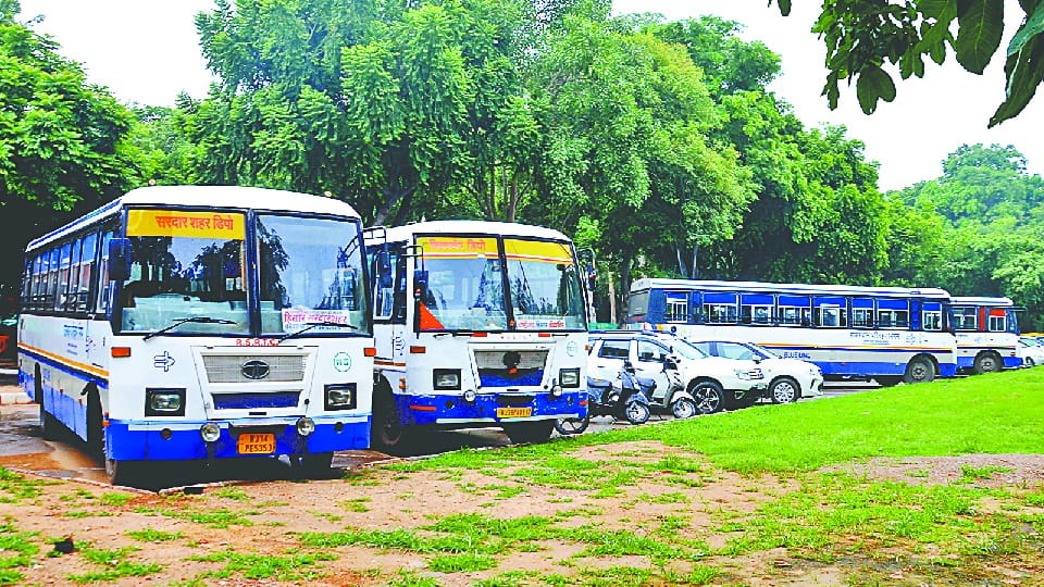 One CTU bus stopped in Churu, Chandigarh seized seven buses of Rajasthan