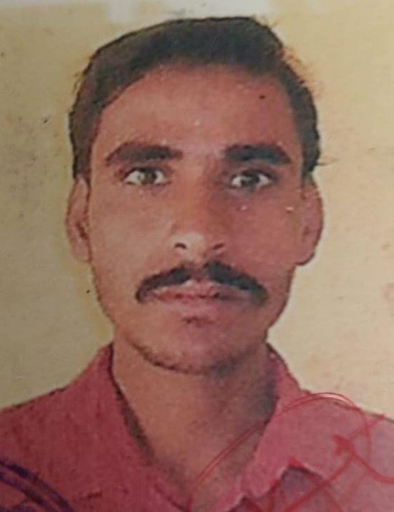 Hardoi, Mason injured in road accident dies, family members accuse ambulance personnel of negligence