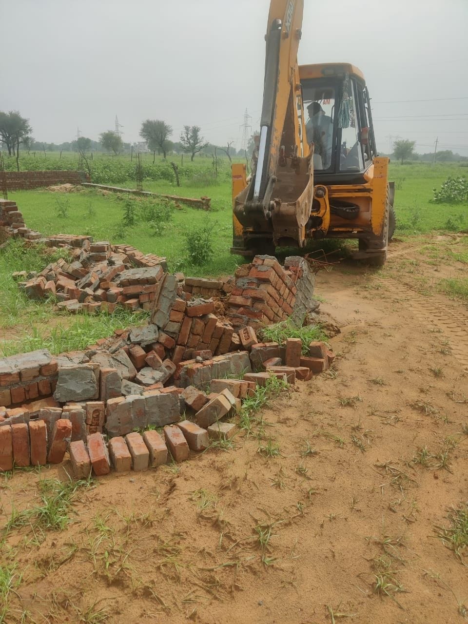 City planner's team vandalized in illegal colony