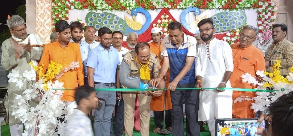 Hathras: In the Revathi Maiya Fair, poets tied up poetry by reciting poetry