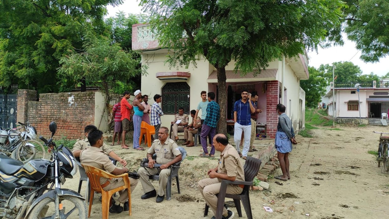 Uncle shot dead by nephew in jaunpur BJP Mandal President injured due to firing