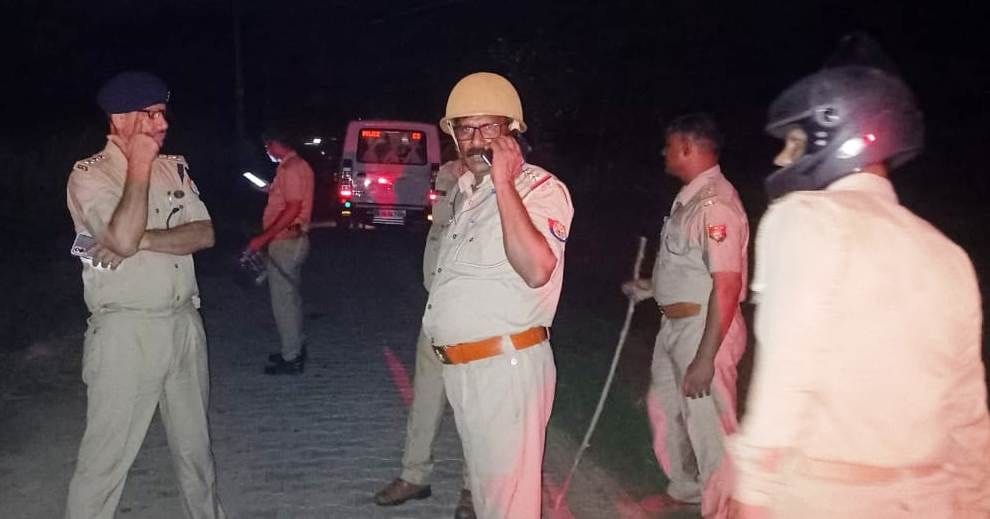 Fighting, firing, stone pelting on both sides over the teenage kidnapping dispute