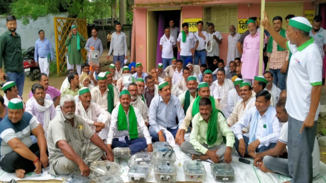 Bijnor: Farmers will protest at the division office, will deposit the meters of tube wells