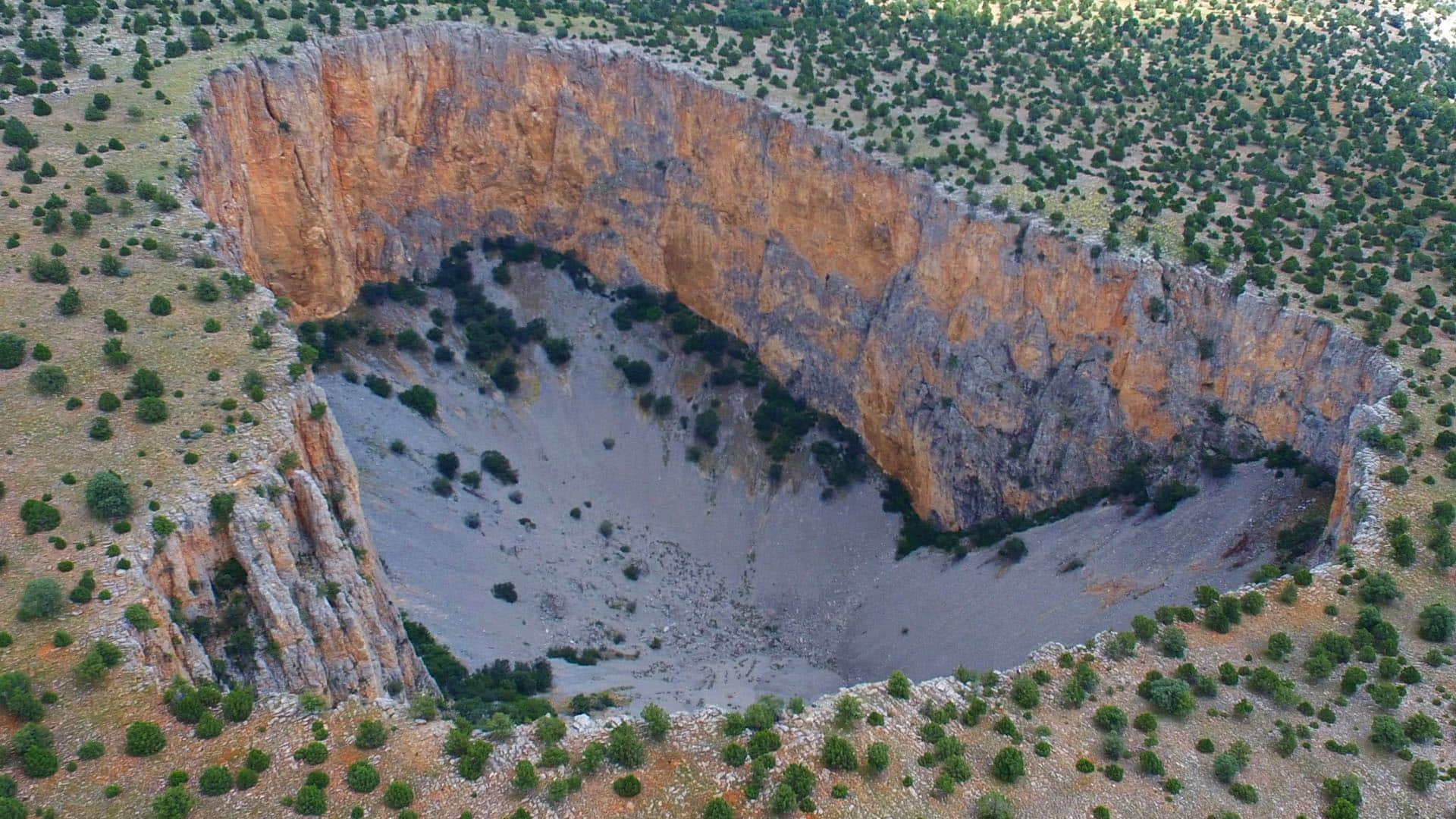 mysterious black sinkhole suddenly formed inside earth chile america news in hindi