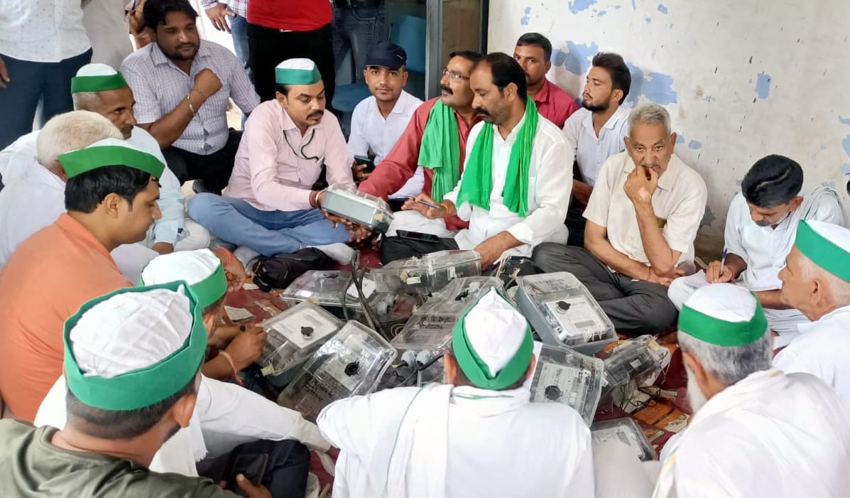 Farmers uprooted meters installed on tube wells