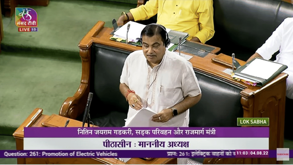 Union Transport Minister Nitin Gadkari Says Govt will make decision soon on airbags for rear passengers in car