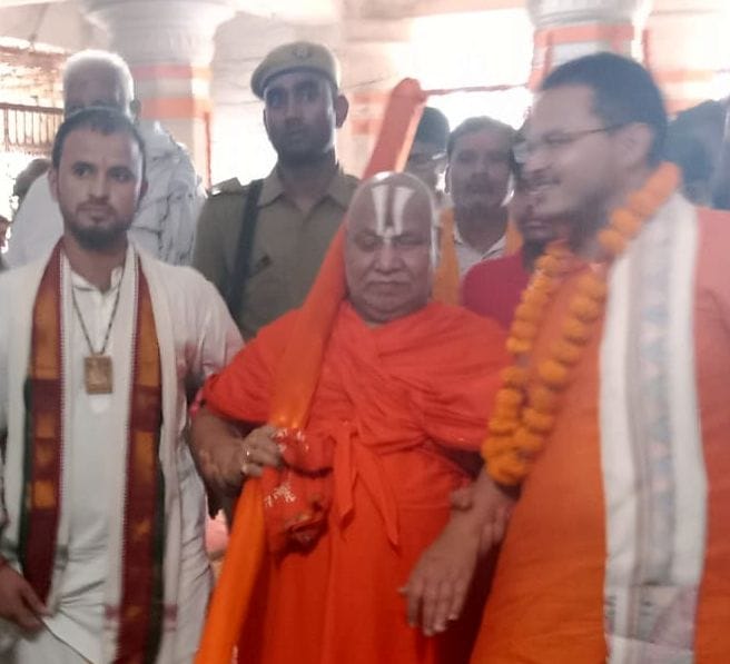 Chitrakoot: The birthplace of Tulsi, buzzing with cultural, religious programs, the birth anniversary of Goswami Tulsidas celebrated with pomp, saints and sages recited worship