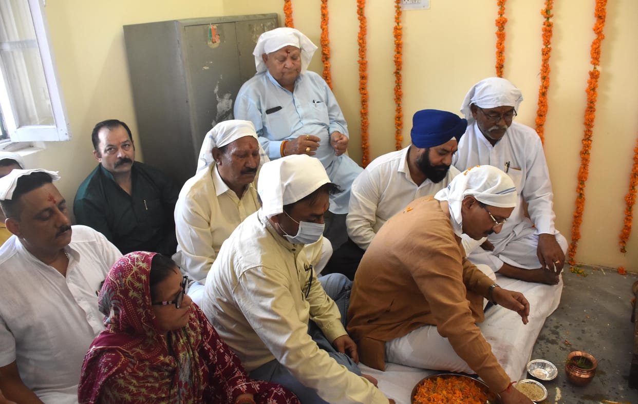bjp begin election office near rotry chowk in una