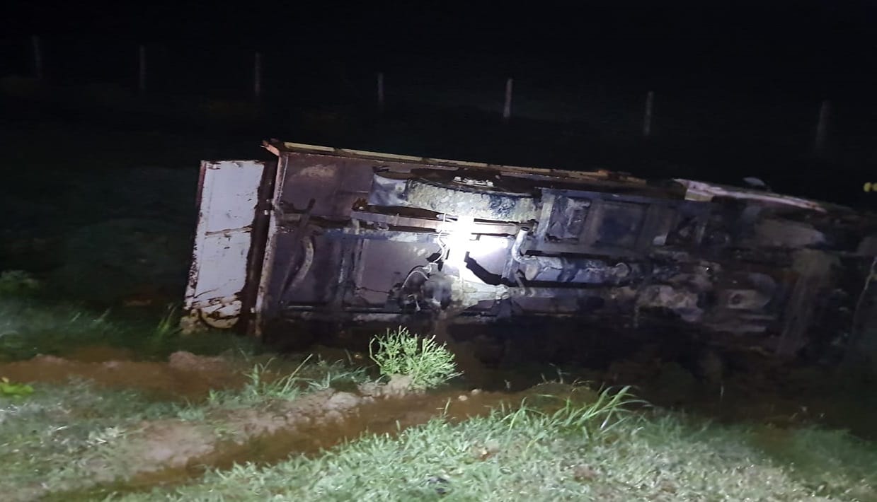 Road Accident in Varanasi two killed and 2 injured after pickup and DCM collision