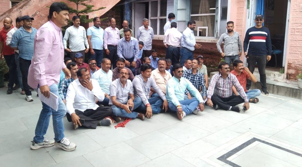 Protest Over Royalty Price Hike