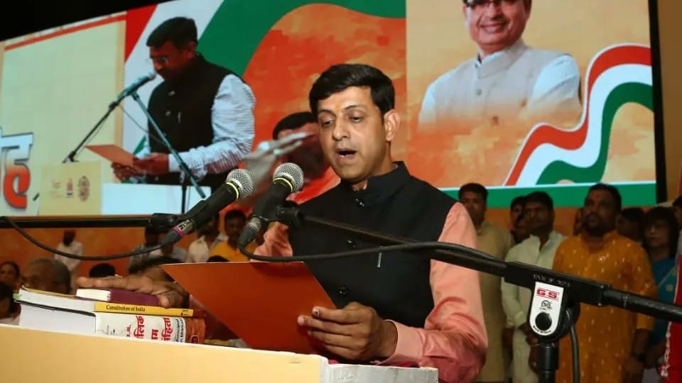 Indore: Swearing-in ceremony of Indore mayor and councilors