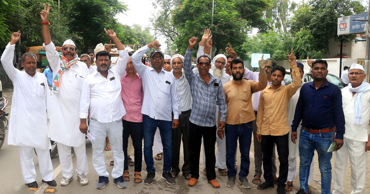 Congressmen came out against inflation, gave memorandum