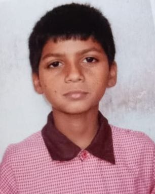 Chitrakoot: scorpion stings student in school, death, family accused teachers of negligence