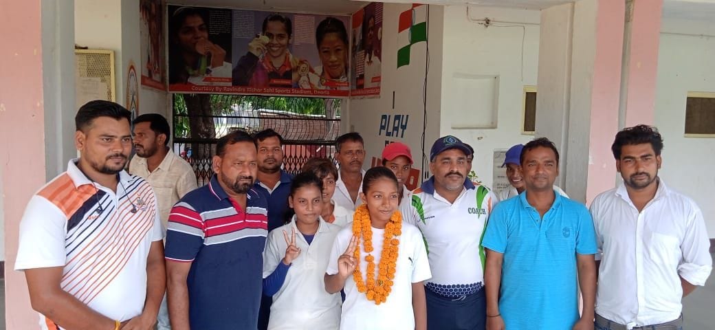 supriya will now learn technics of hockey in sports college