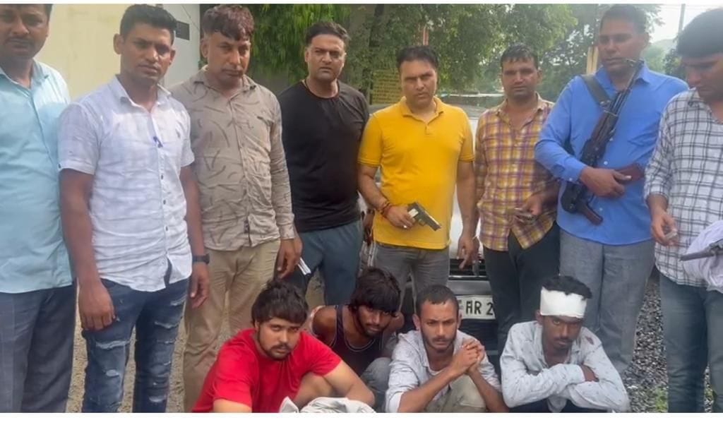 Five accused of murder and attempt to murder caught in an encounter with police in Rajasthan