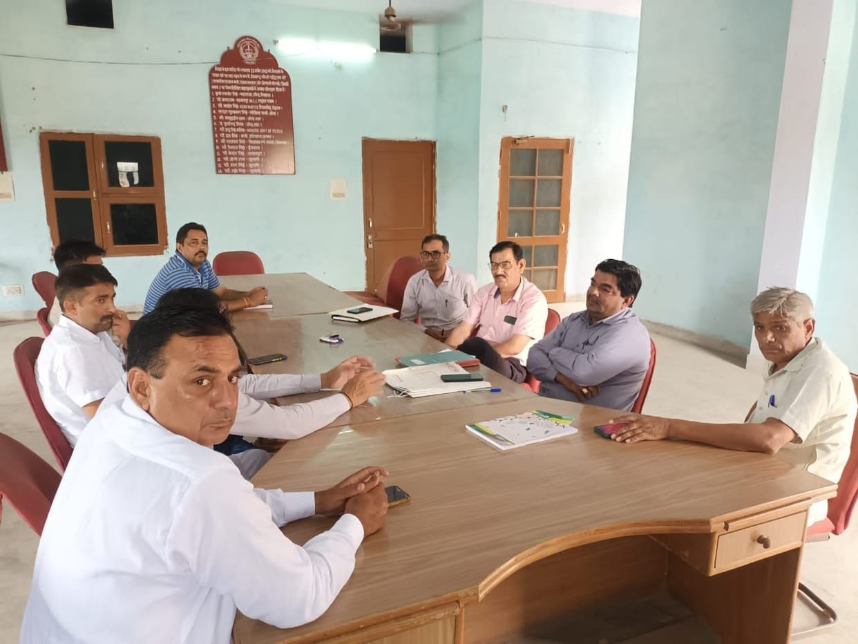 There was a brainstorming on the reformation of education in the meeting
