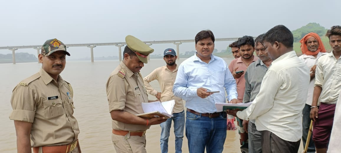Three friends who went to bathe in Ken river in Banda drowned, one died